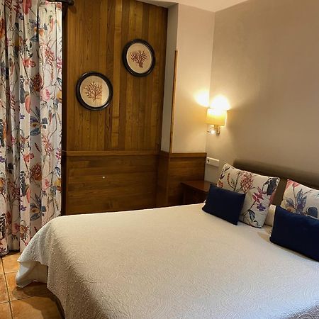 La Casona De Pio Hotel กูดีเยโร ภายนอก รูปภาพ