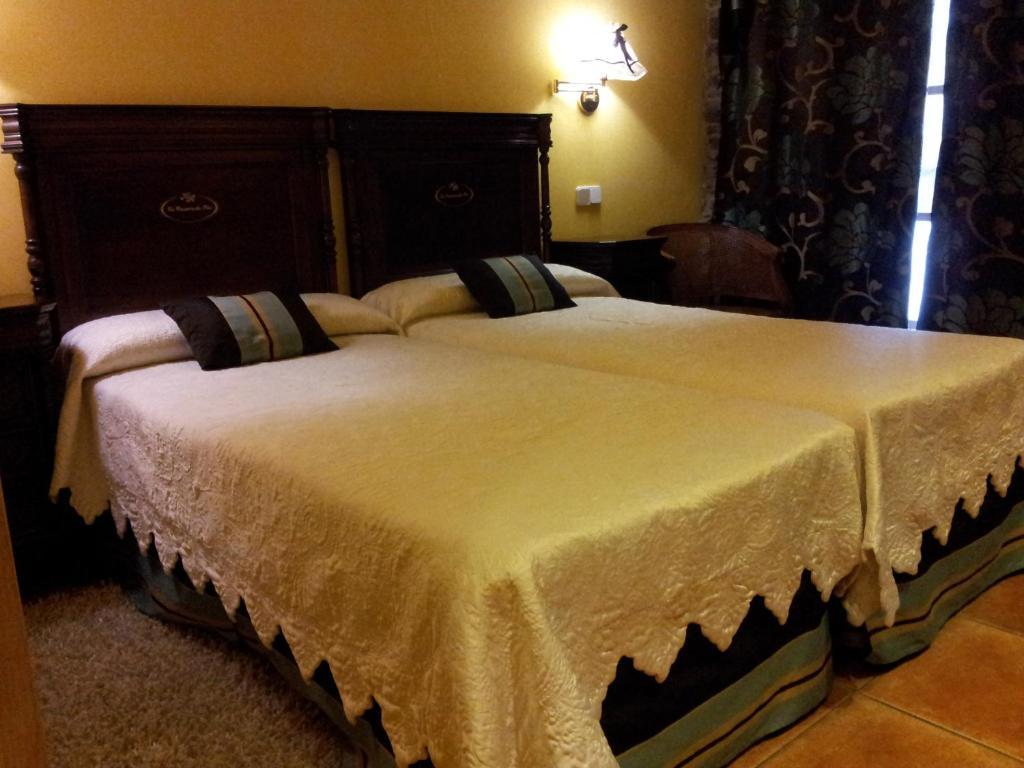 La Casona De Pio Hotel กูดีเยโร ภายนอก รูปภาพ