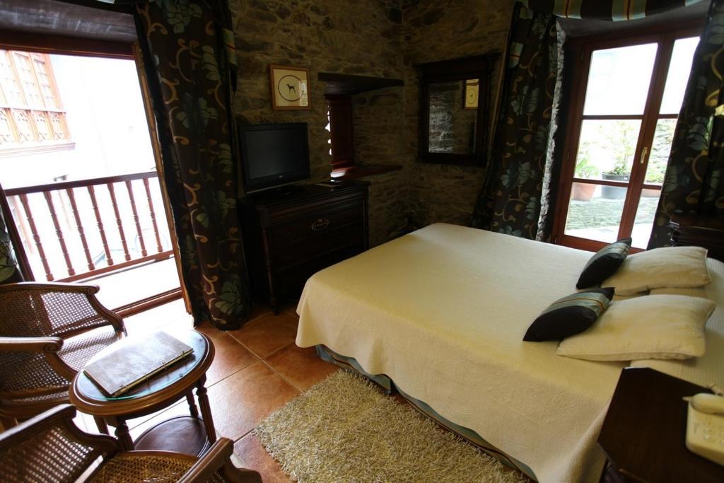 La Casona De Pio Hotel กูดีเยโร ภายนอก รูปภาพ